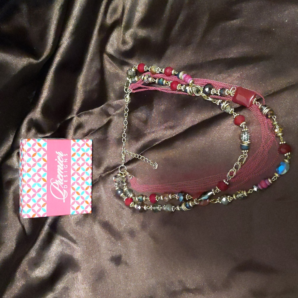 Premier design necklace